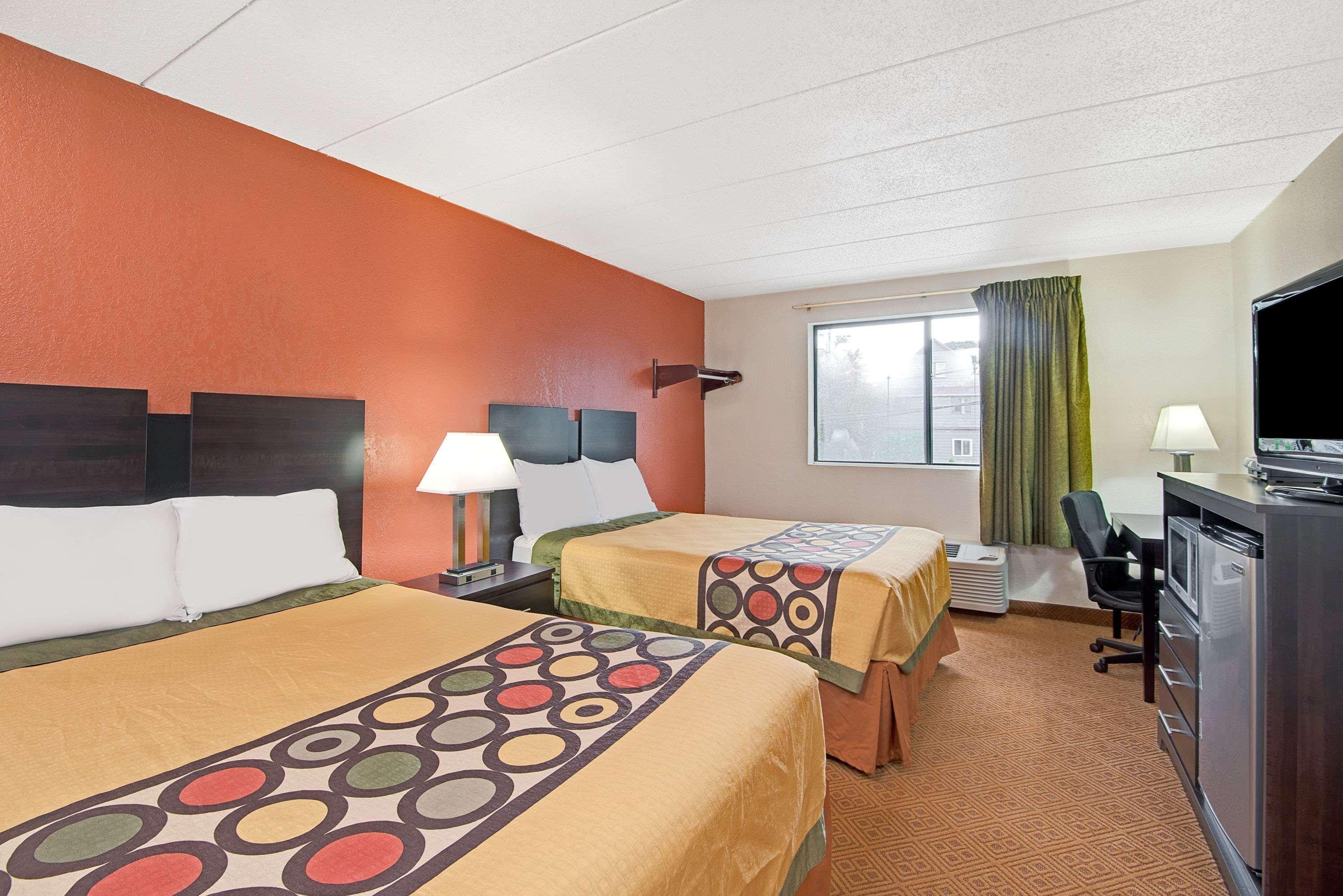 Super 8 By Wyndham Stamford/New York City Area Eksteriør bilde